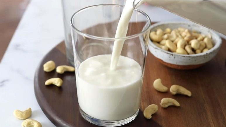 Sữa hạt điều mang lại nhiều lợi ích tuyệt vời cho người dùng