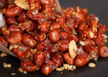 đậu phộng rang nước mắm