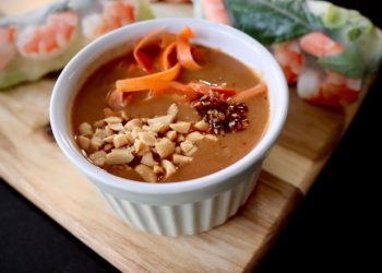 nước mắm đậu phộng