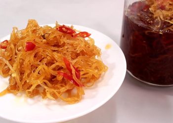 Đu đủ ngâm nước mắm là món ăn với cách chế biến vô cùng đơn giản