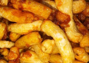 Hướng dẫn 2 cách làm nui chiên nước mắm giòn rụm, đậm vị