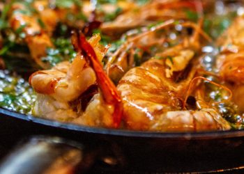 tôm rim nước mắm