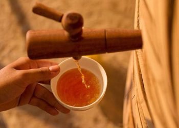 6 mẹo chọn nước mắm nguyên chất, chất lượng cho bữa ăn tròn vị